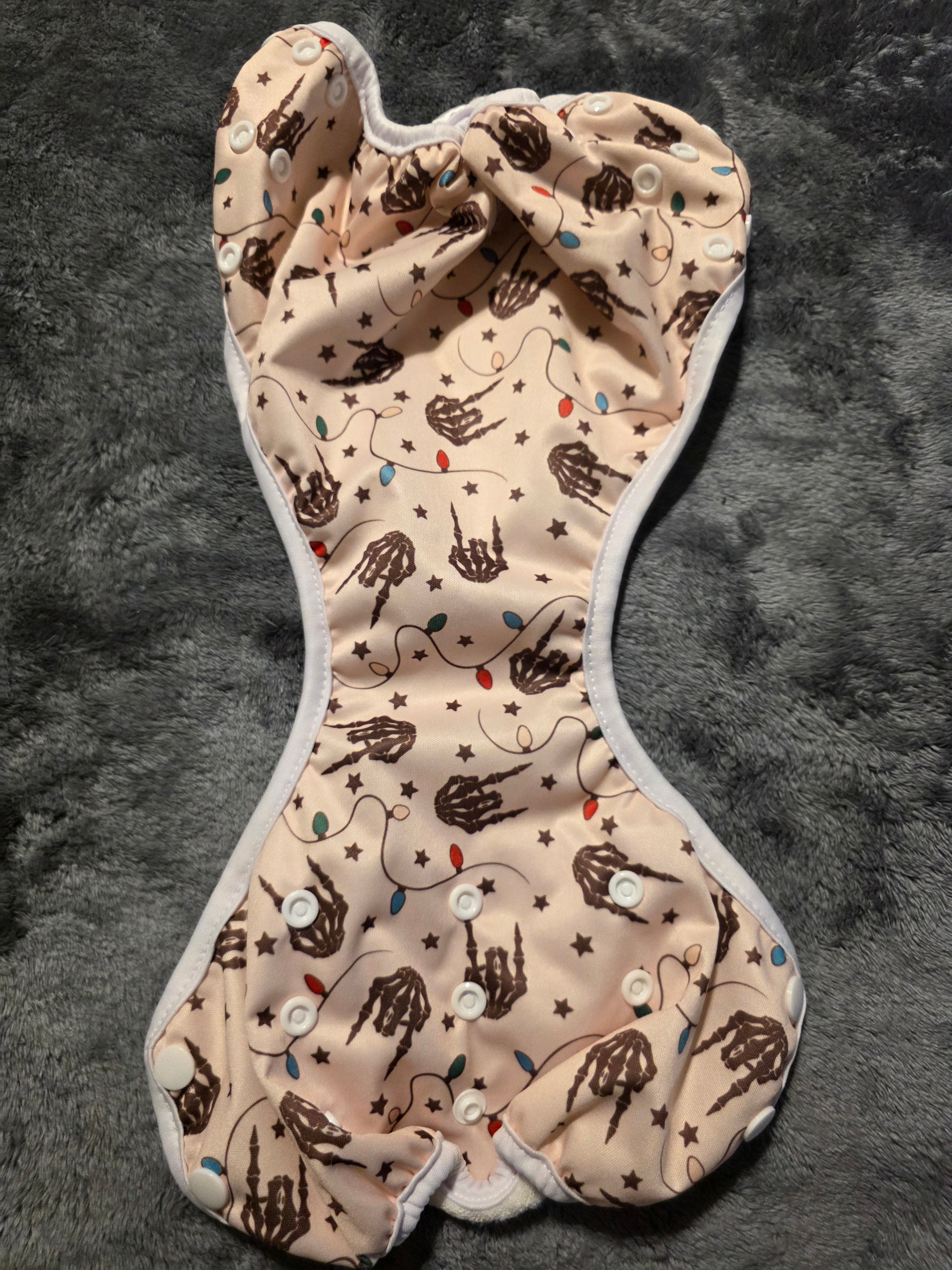 Freidaj Designs Trainer (bones)