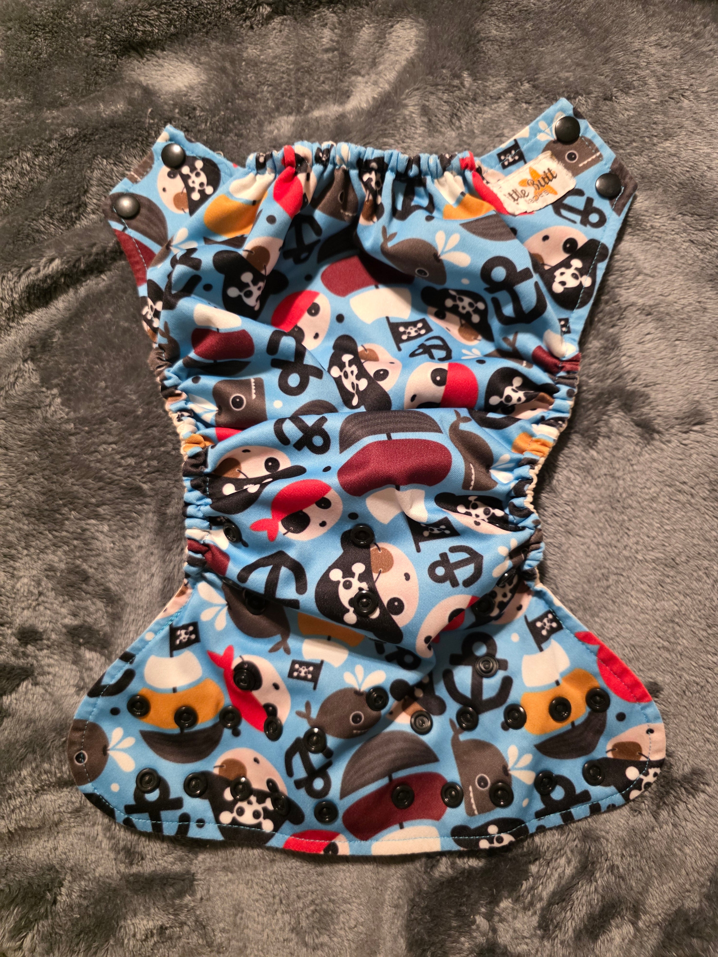 OS Little Butt Cover (Pirates)