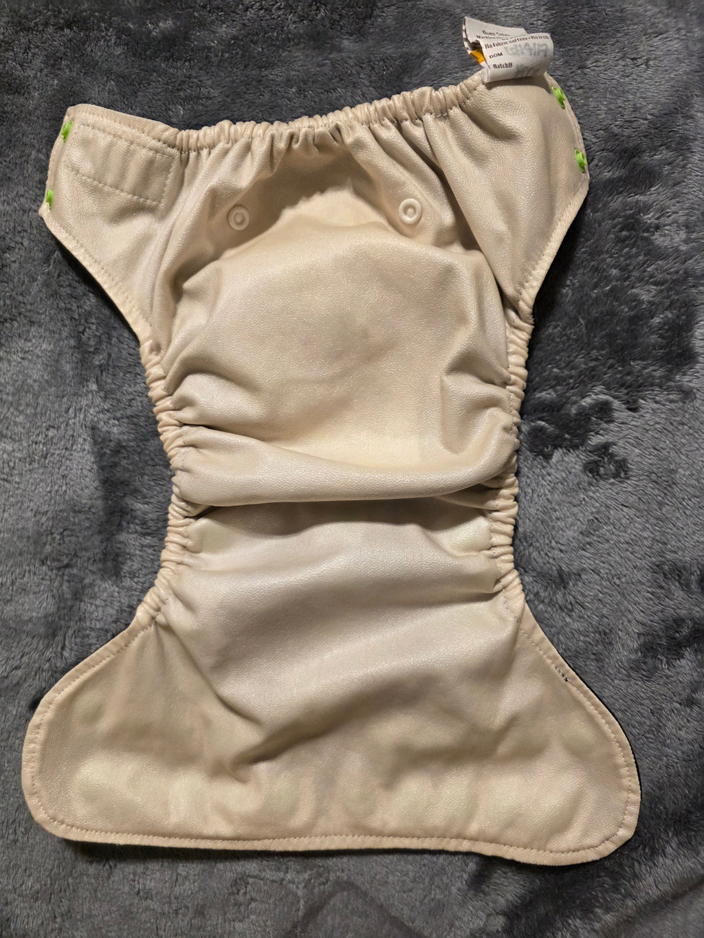 OS Little Butt Cover (Buzz) DELAM SPOT ON PUL