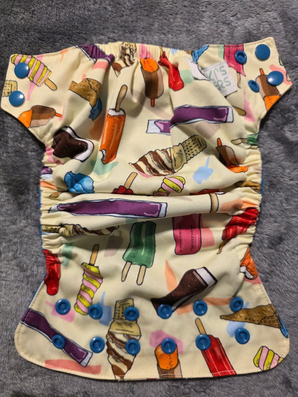 NB Nickis Cover (popcicles)