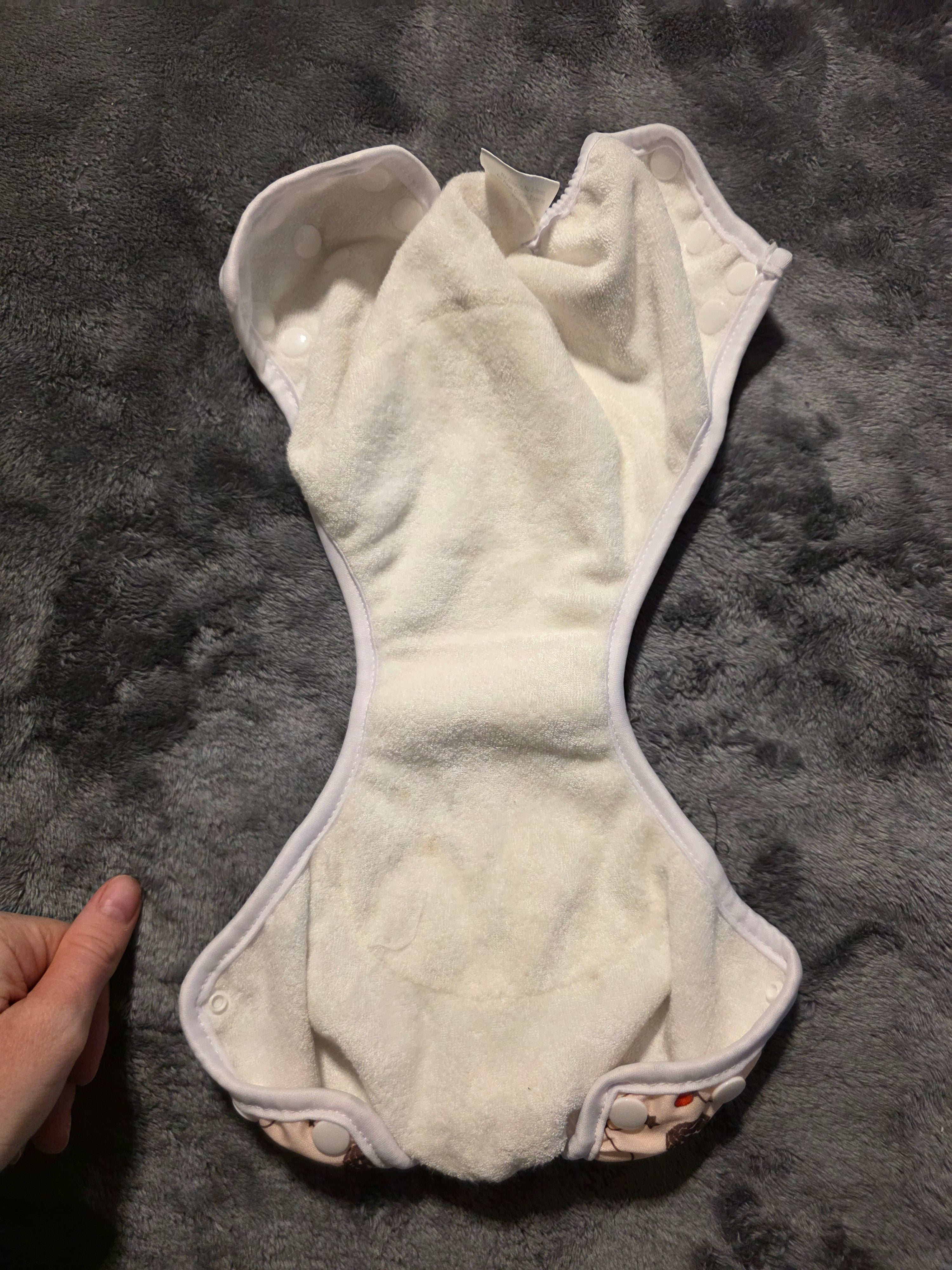 Freidaj Designs Trainer (bones)