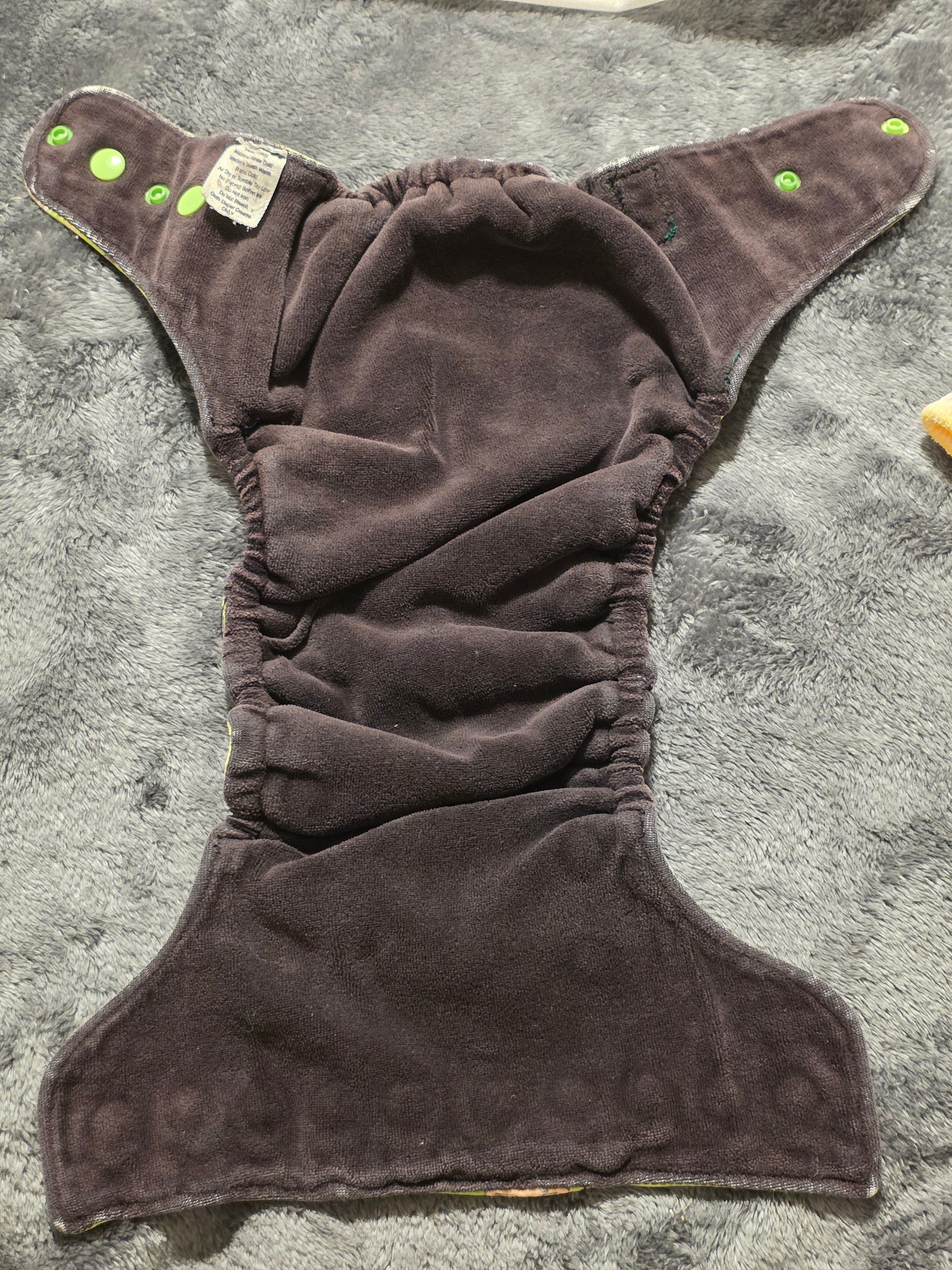 OS Dds Diapers Fitted and Twinkie Tush fitted inner (GhostB)