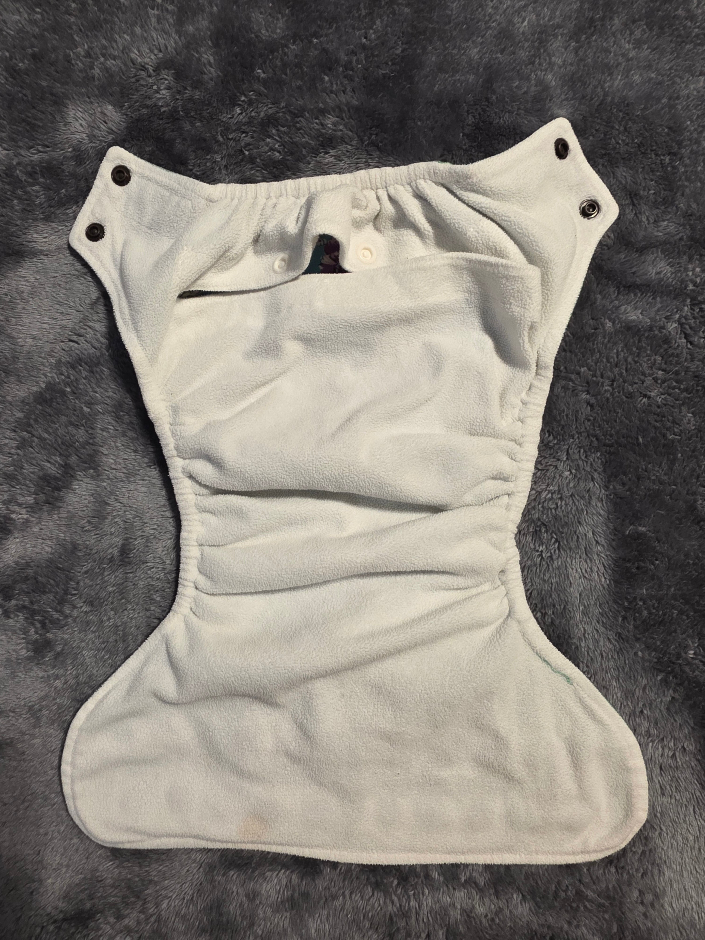 OS little butt embroidered fleece pocket (Happy Camper)